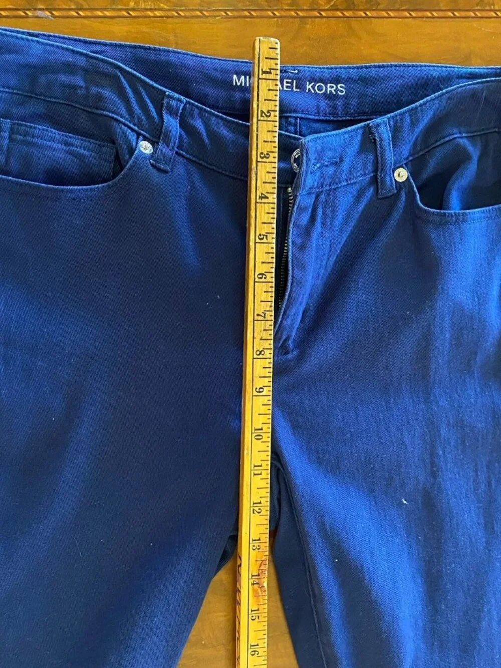 Women's Michael Kors blue jeans Size 8 skinny beautiful Blue very nice